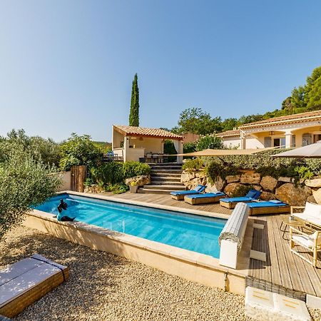 Bed and Breakfast O Patio Du Mas Callas Exteriér fotografie